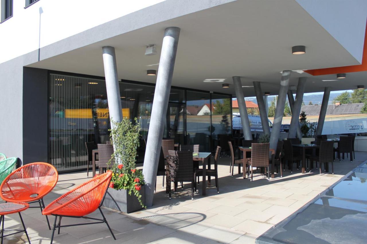 Ais Center Hotell Wolfsberg Eksteriør bilde