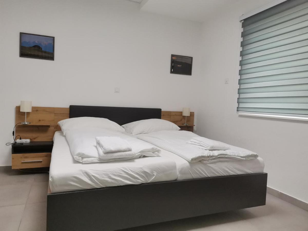 Ais Center Hotell Wolfsberg Eksteriør bilde