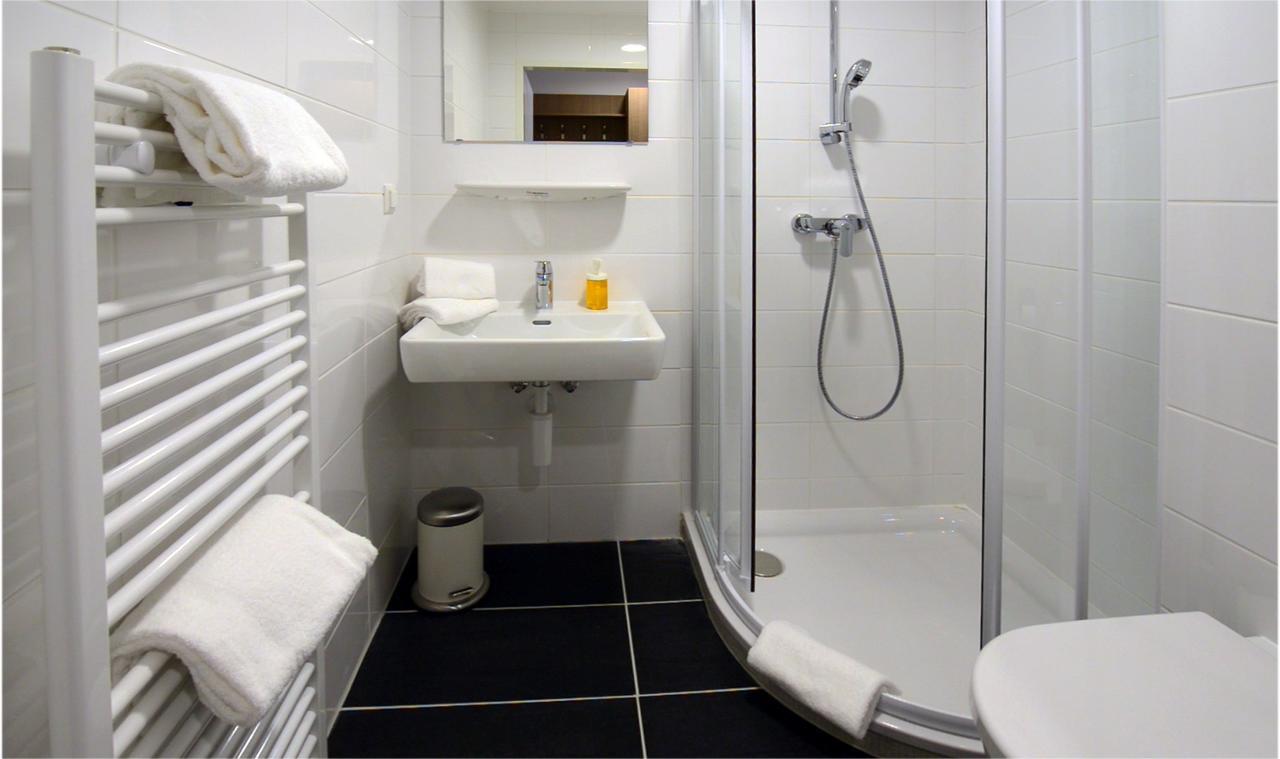 Ais Center Hotell Wolfsberg Eksteriør bilde